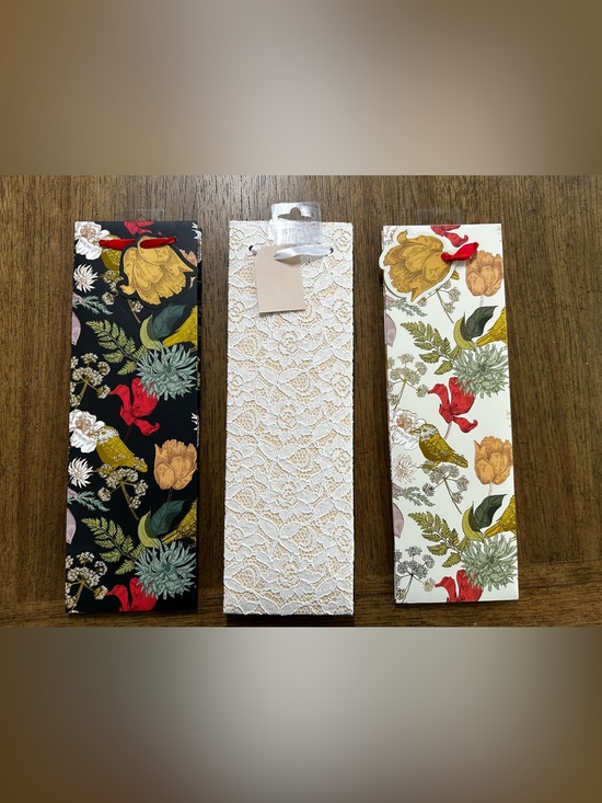 Other - NWT Set of 3 Wine Gift Bags - fits most standard wine bottles 🍷